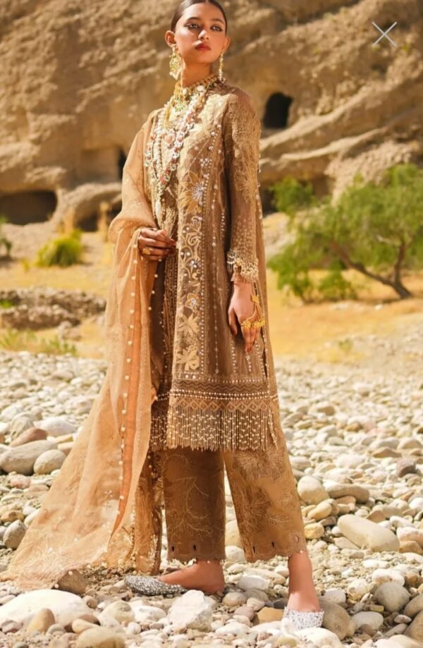 Sana Safinaz Stitched Luxury Lawn L231-013B-CZ - Image 2