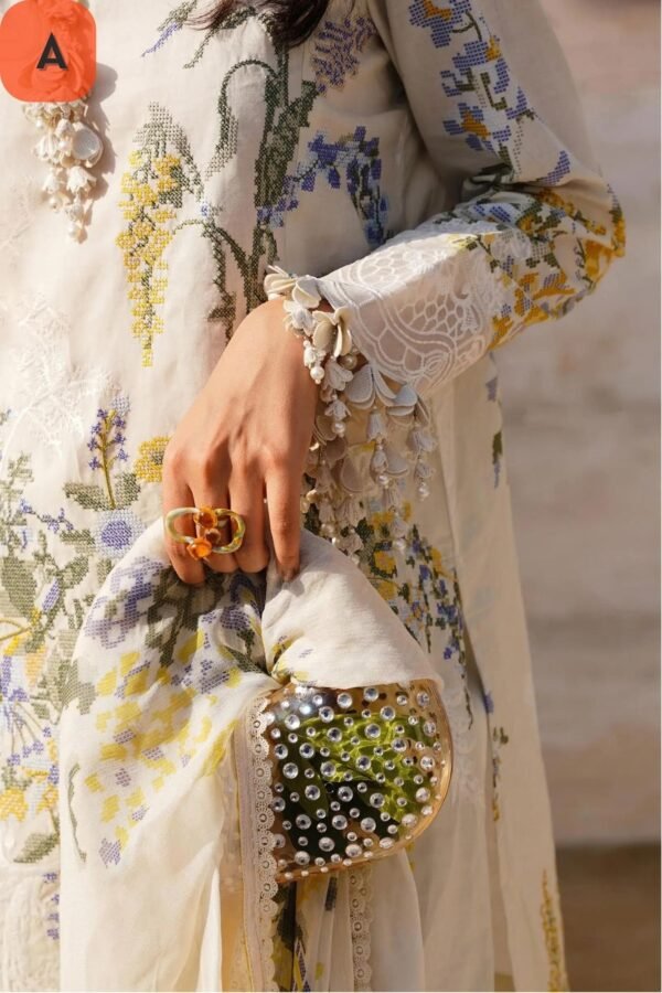 Sana Safinaz Stitched M241-006A/B 3CJ - Image 3