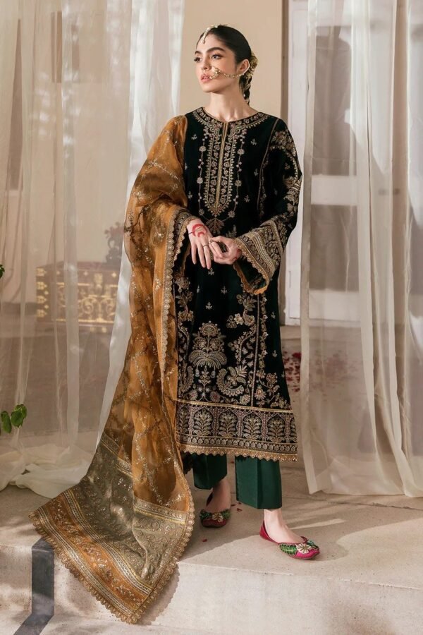 BAROQUE EMBROIDERED VELVET UF-255