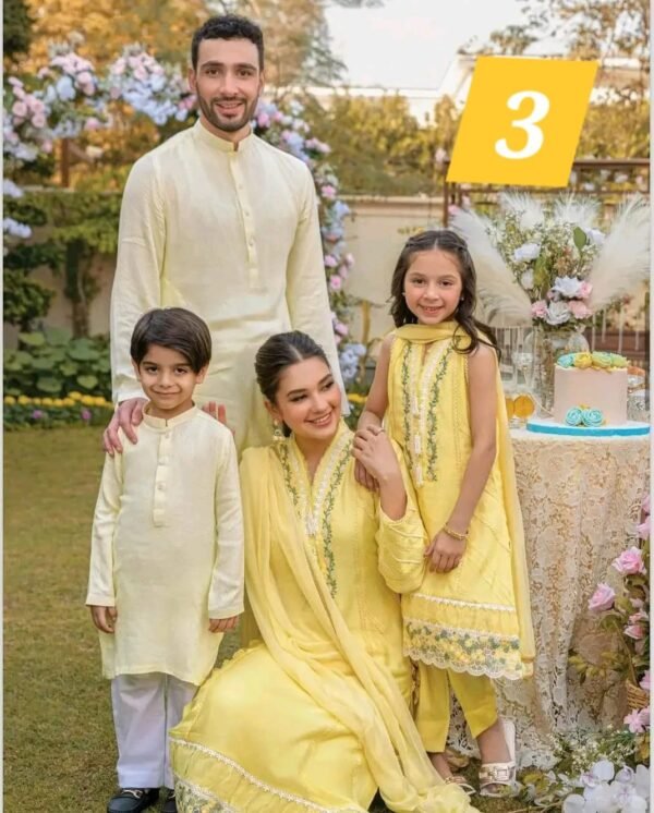 Mother, Daughter, Father and Son Collection. - Image 4