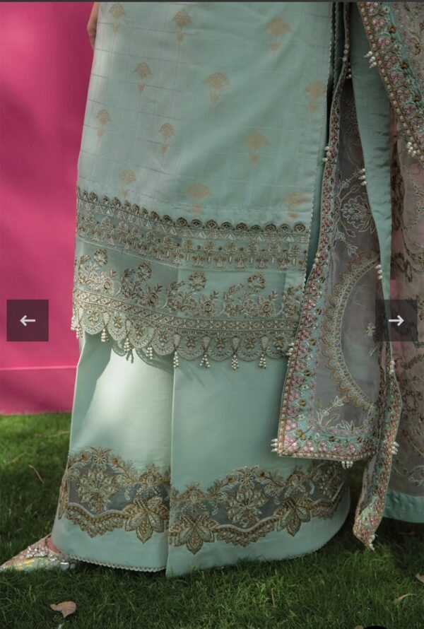 Baroque 3PC Stitched EMBROIDERED JACQUARD LAWN UF-216 - Image 4