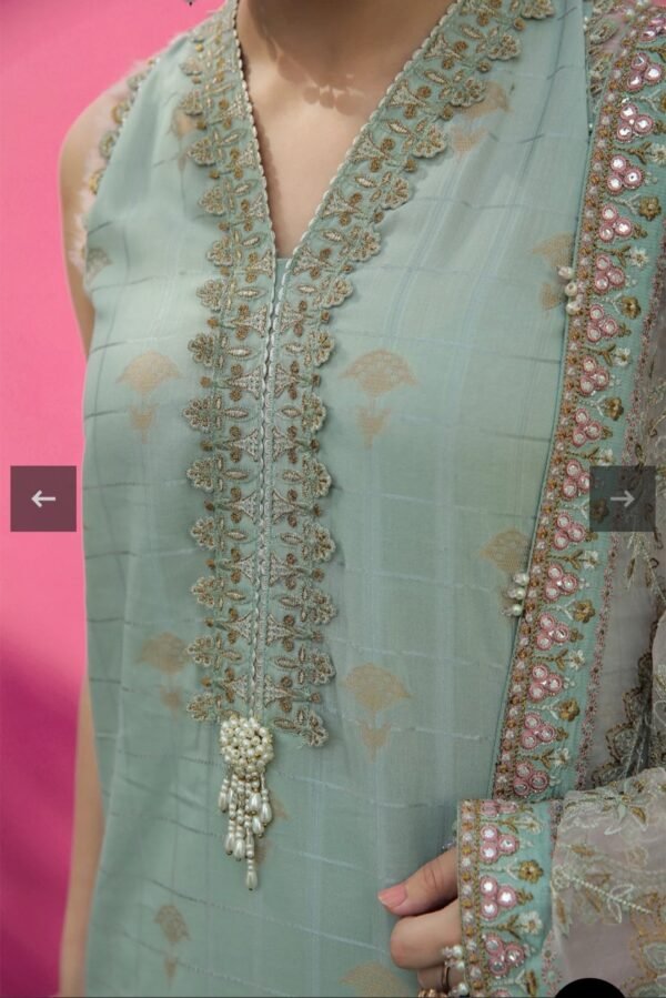 Baroque 3PC Stitched EMBROIDERED JACQUARD LAWN UF-216 - Image 3