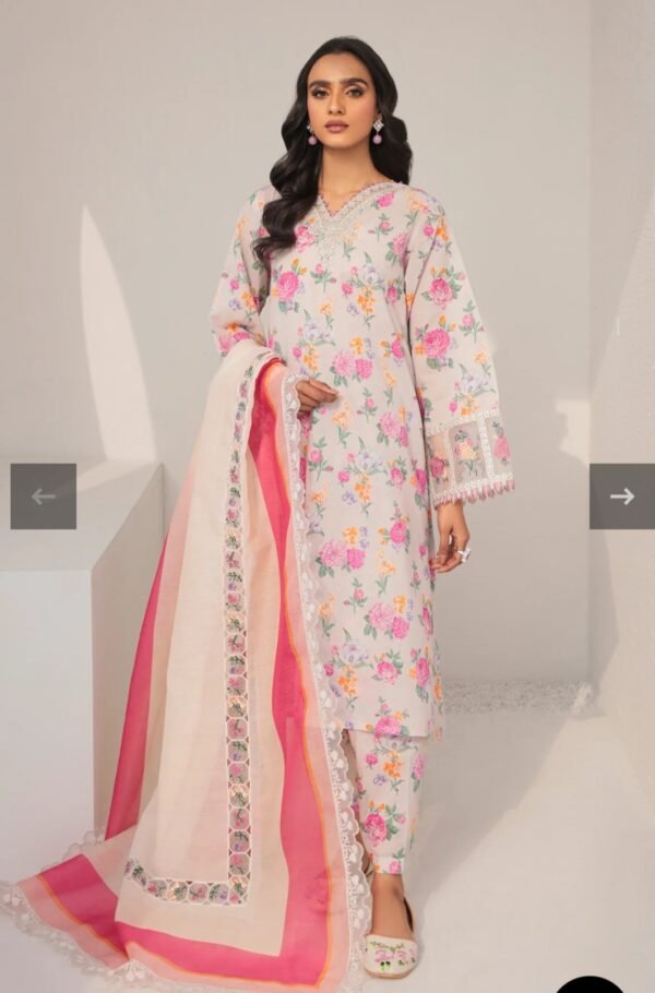 BAROQUE 3PC STITCHED PRINTED LAWN UF-309