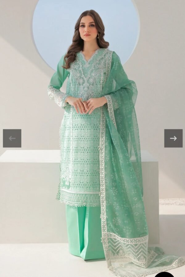BAROQUE 3PC Stitched EMBROIDERED SCHIFFLI LAWN UF-302