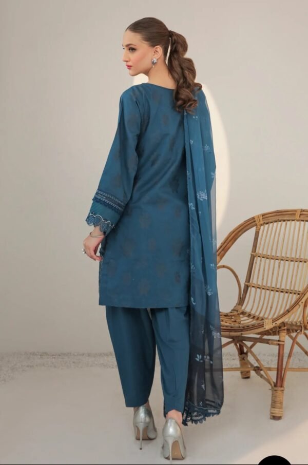 BAROQUE 3PC STITCHED EMBROIDERED JACQUARD LAWN UF-314 - Image 4