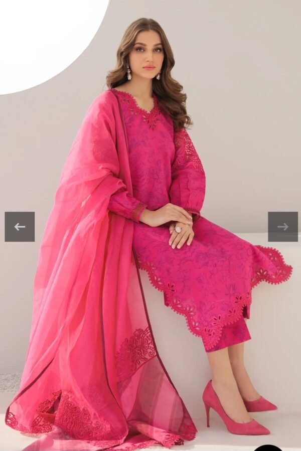 BAROQUE 3PC STITCHED EMBROIDERED LAWN UF-308