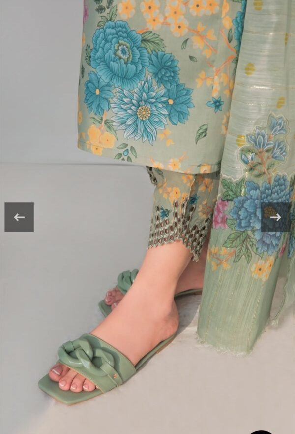 BAROQUE 3PC STITCHED EMBROIDERED LAWN UF-310 - Image 3