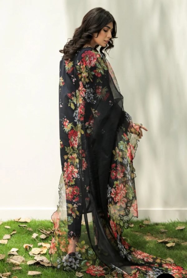 BAROQUE 3PC STITCHED EMBROIDERED/PRINTED LAWN - Image 7