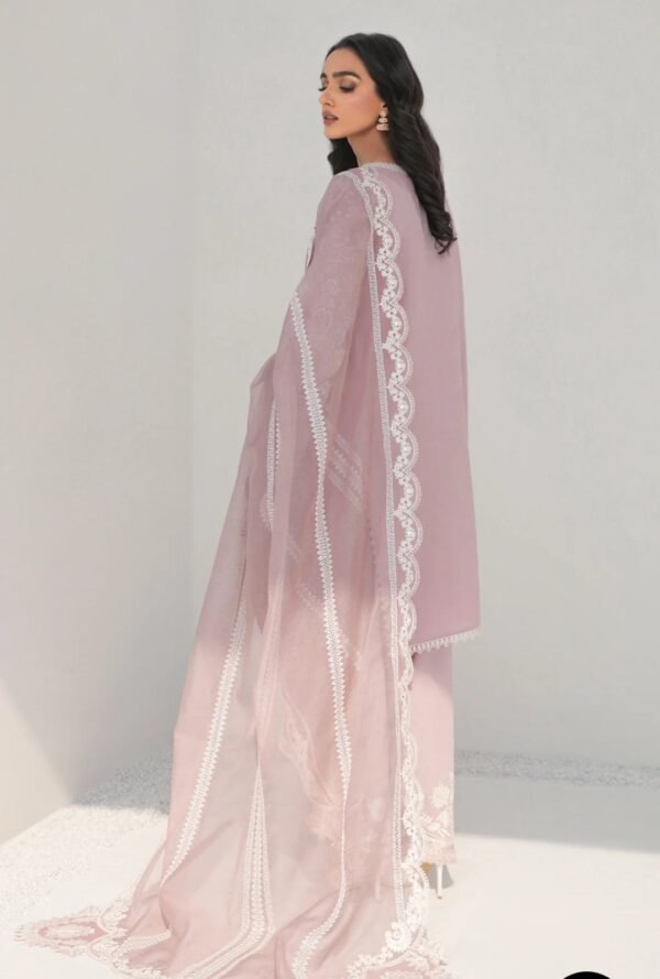 BAROQUE 3PC STITCHED EMBROIDERED JACQUARD LAWN UF-301 - Image 3