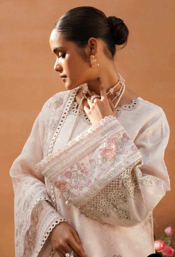 BAROQUE 3PC STITCHED EMBROIDERED SWISS LAWN - Image 2