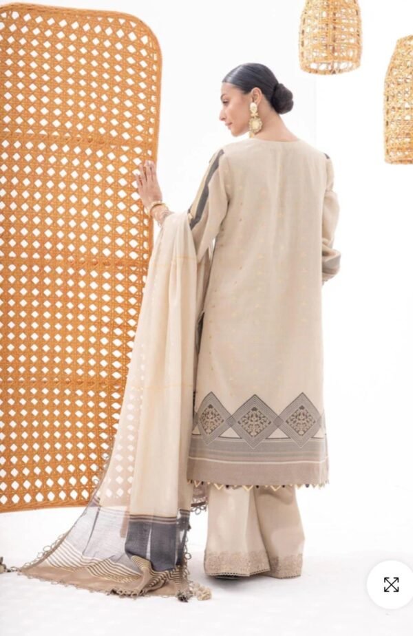 Alkaramstudio Stitched 3 Pc Embroidered Jacquard Suit With Fancy Dupatta - Image 4
