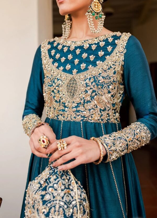 Kanwal Malik 3PC Stitched Aasra - Image 5