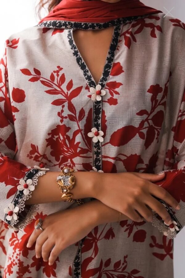 Sana Safinaz 3PC Stitched Mahay Collection H231-026A-AG - Image 2