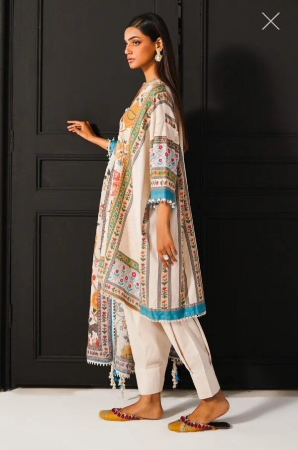 Sana Safinaz 3PC Stitched Mahay Collection H231-021B-G - Image 3