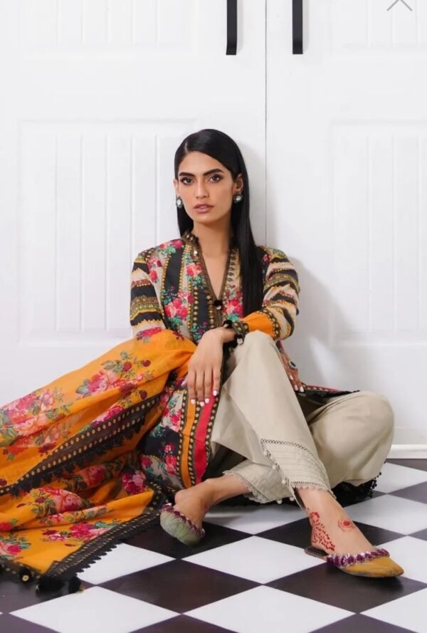 Sana Safinaz 3PC Stitched Mahay Collection H231-024B-CG - Image 3