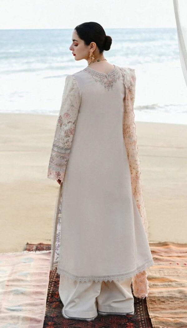 Qalamkar 3PC Stitched Luxury Lawn SP-03 KHANSA - Image 3