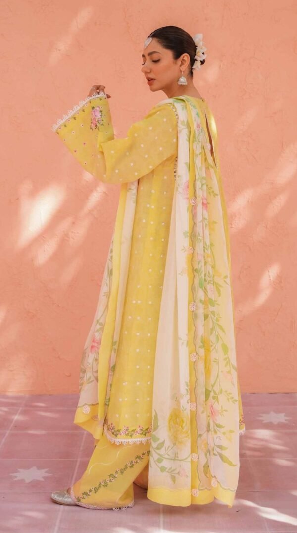 Zara Shahjahan 3PC Stitched D23-12A - Image 3