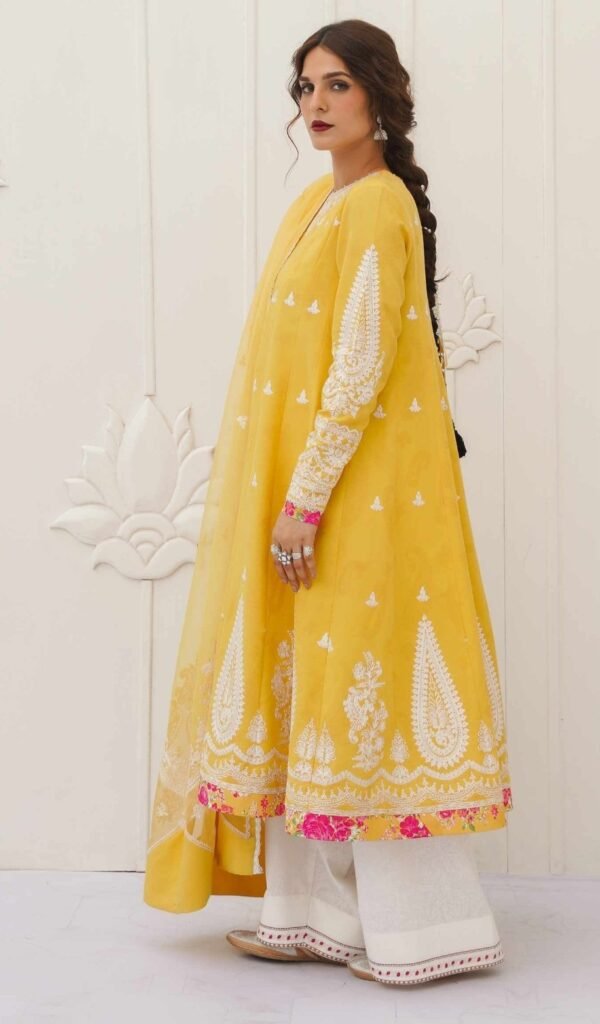 Zara Shahjahan 3PC Stitched D23-9B - Image 2