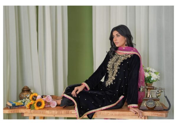Azal Makhmal Black & Gold - Image 3