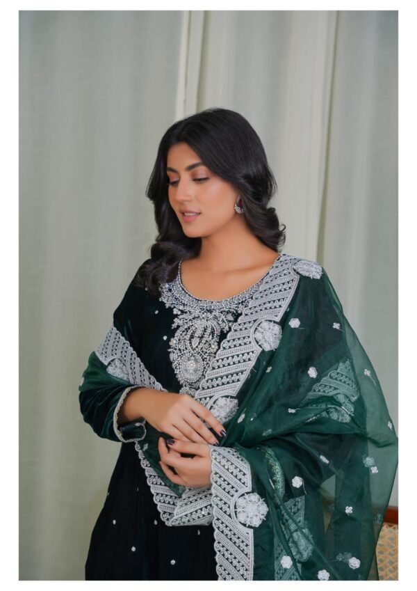 Azal Makhmal Emerald Green